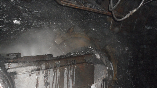 扇形喷嘴在井下降尘图